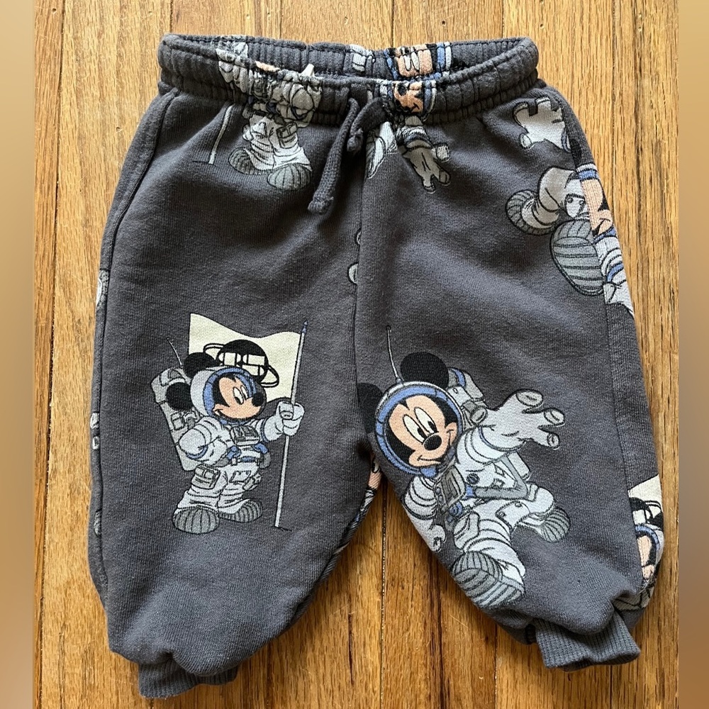 Zara HTF Mickey Mouse Sweatpants 6-9 Months